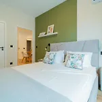 Daire Casa Flores - 2 Bedroom, Lift, Ac, Car Parking - Extra