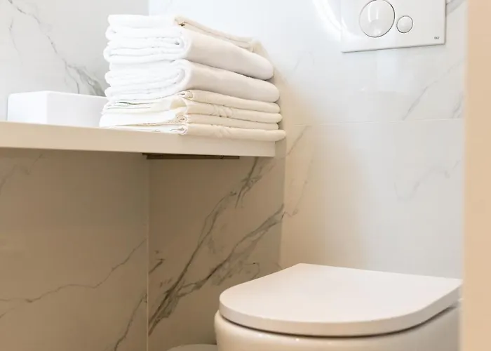 Lejlighed Casa Flores - 2 Bedroom, Lift, Ac, Car Parking - Extra Porto